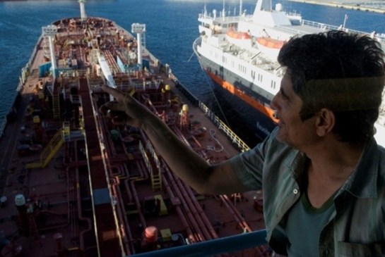 Man at Sea (2011) 04