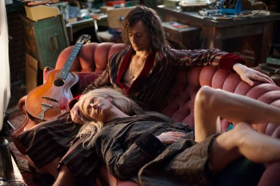 Only Lovers Left Alive (2013) 05
