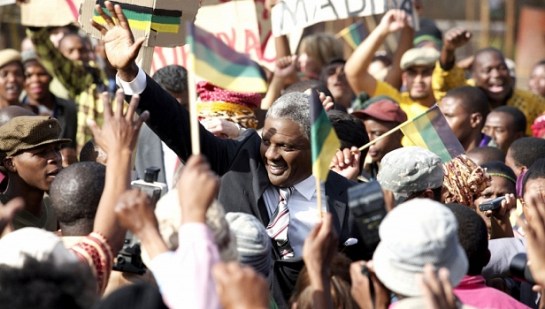 Mandela: Long Walk to Freedom (2013) 06