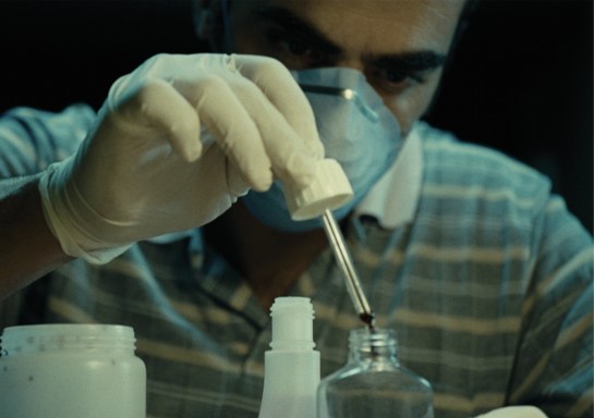 Sleep Tight (2011) 09