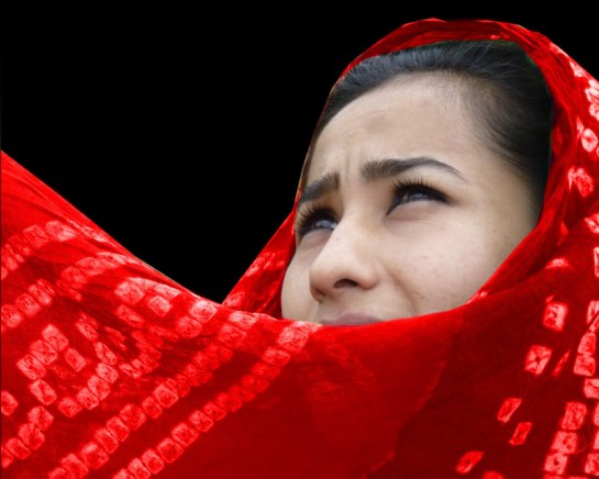 Παίζοντας με τη Φωτιά (2014) 08