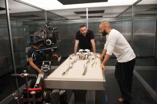 Ex Machina (2015) 10