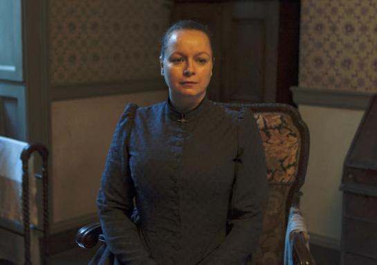 Miss Julie (2014) 05