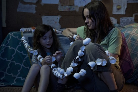Room (2015) 08